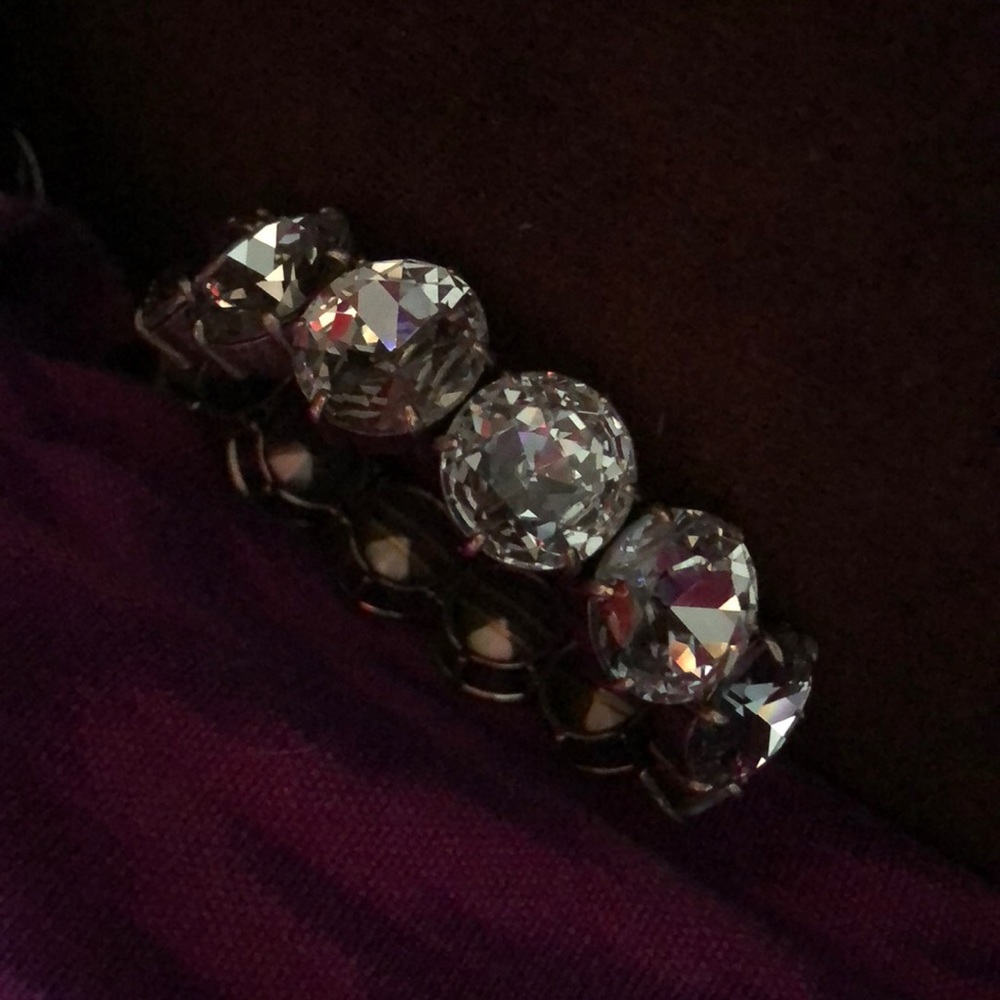 🌞Sparkly & Beautiful Rhinestone Bracelet! - Picture 8 of 8